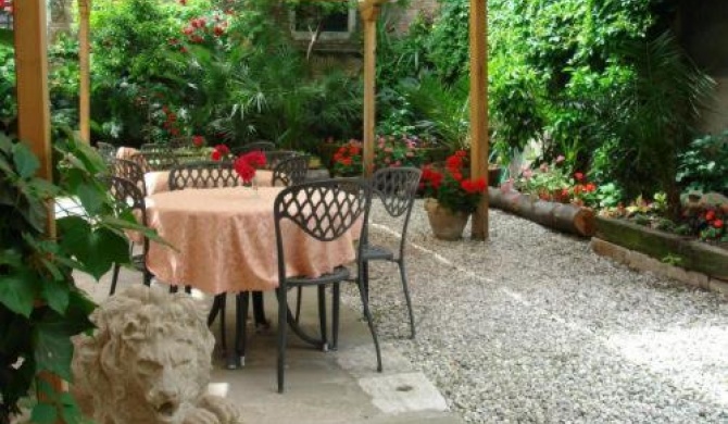 Ca' Dei Leoni