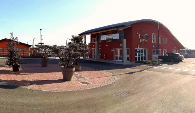 Camping Verona Village